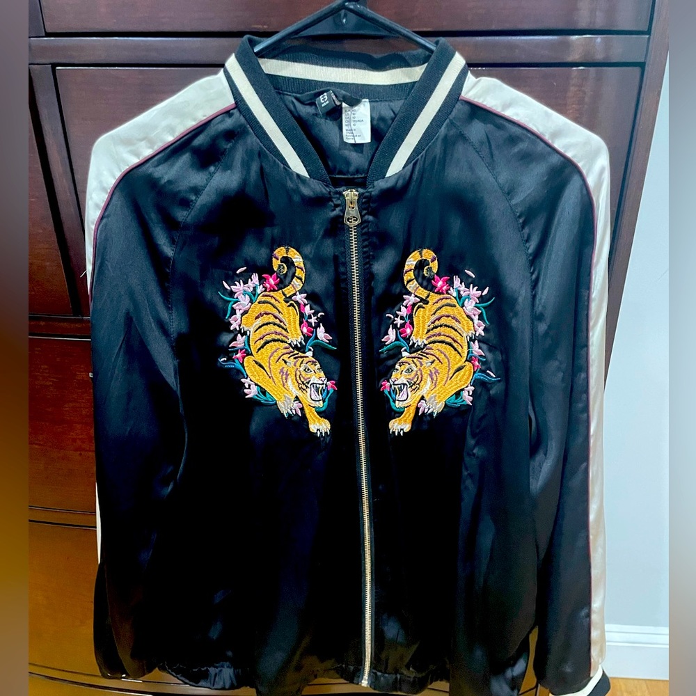 Beautiful H&M light jacket!